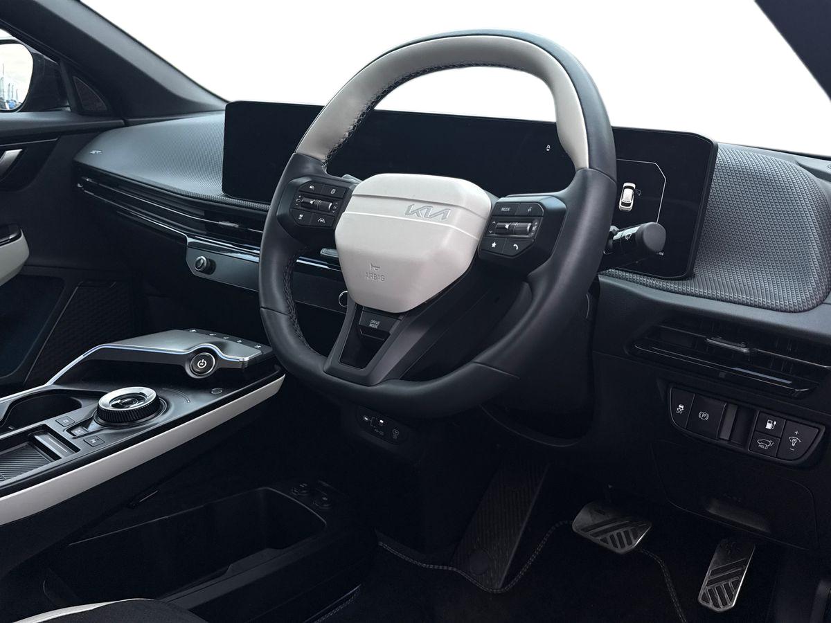 Used Kia EV6 2024 for sale - 77916493: Photo 8