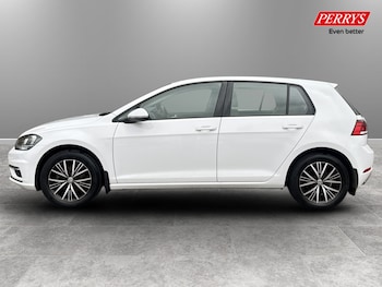 Used Volkswagen Golf 2018 for sale - 78132295: Photo