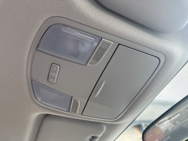 Used Kia Stonic 2020 for sale - 76142286: Photo 31