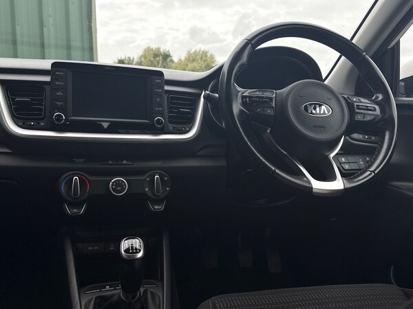 Used Kia Stonic 2020 for sale - 76142286: Photo 46