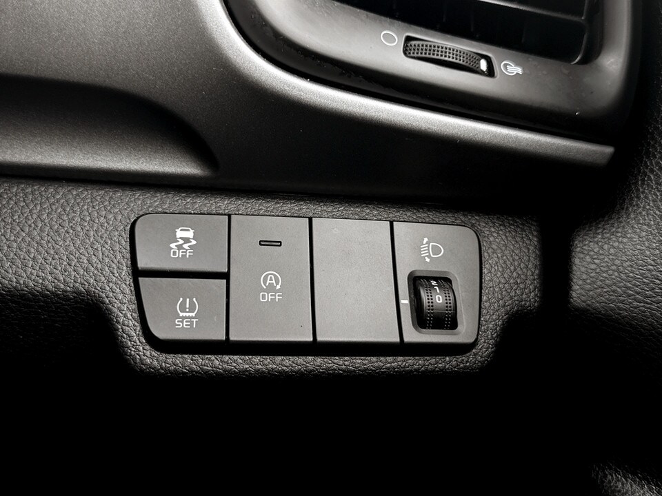 Used Kia Stonic 2025 for sale - 77617218: Photo 29