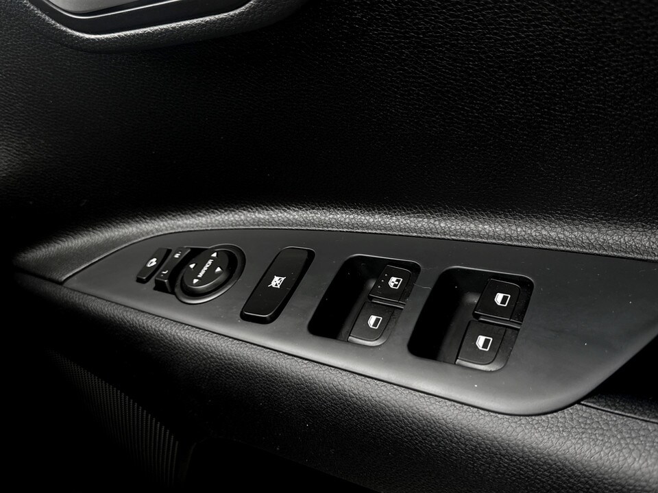 Used Kia Stonic 2025 for sale - 77617218: Photo 34