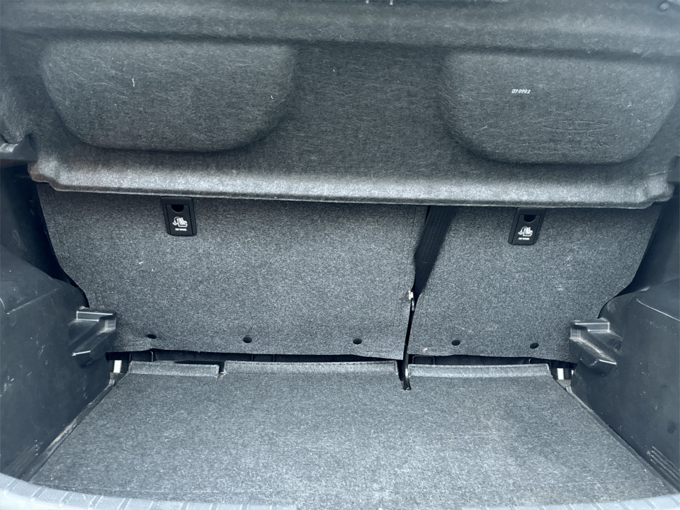 Used Toyota Yaris 2019 for sale - 78053870: Photo 12