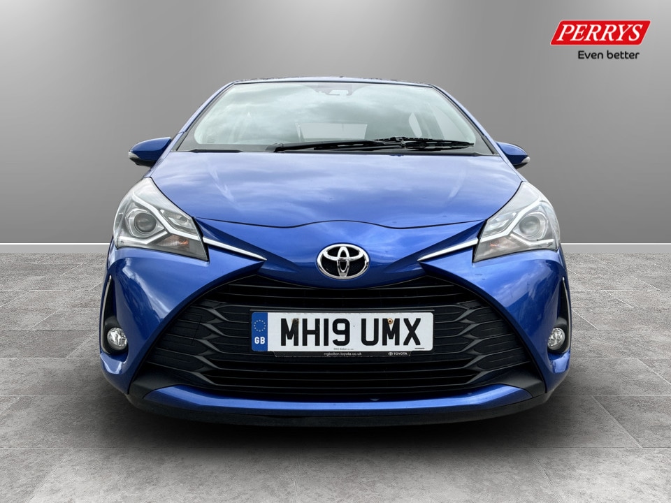 Used Toyota Yaris 2019 for sale - 78053870: Photo 2