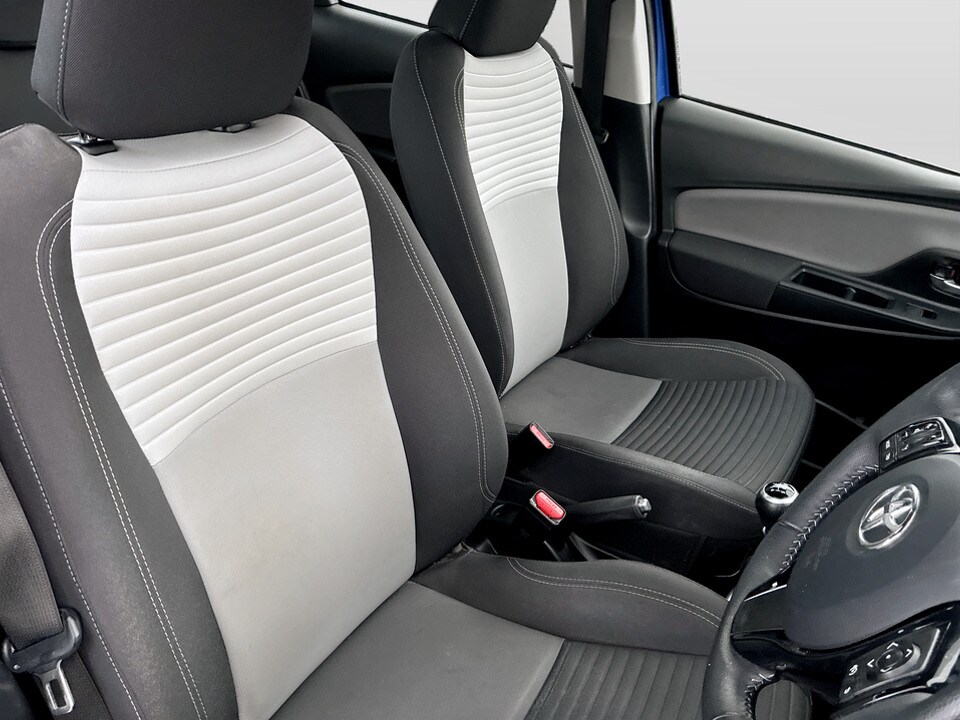 Used Toyota Yaris 2019 for sale - 78053870: Photo 24