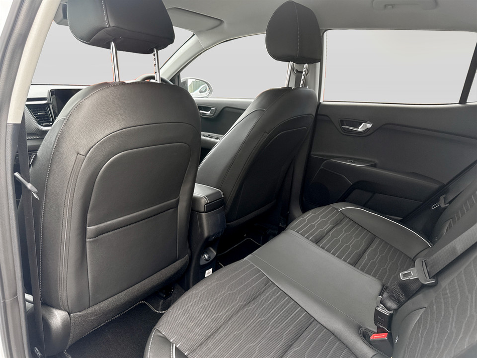 Used Kia Stonic 2026 for sale - 77460646: Photo 18