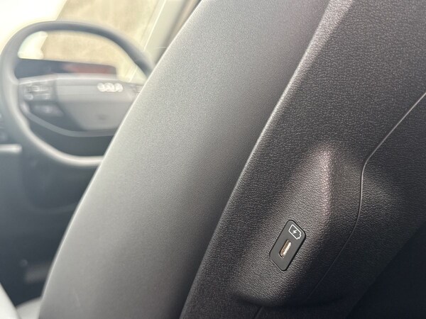 Used Kia EV6 2025 for sale - 76206747: Photo 55