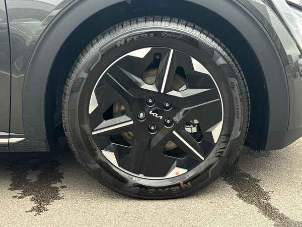 Used Kia EV6 2025 for sale - 76206747: Photo 8