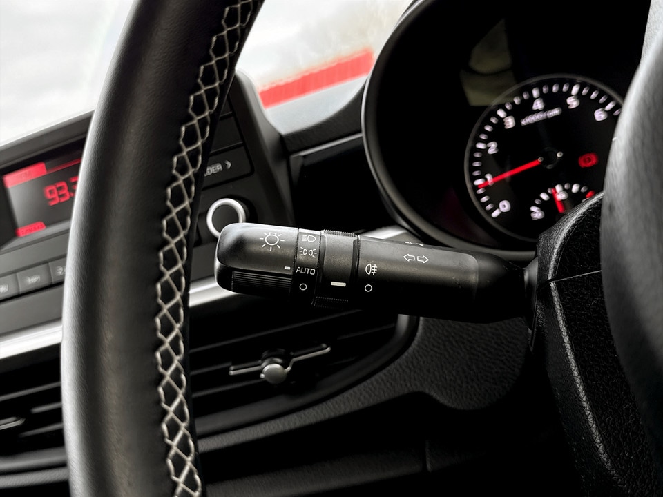 Used Kia Picanto 2023 for sale - 77578999: Photo 30