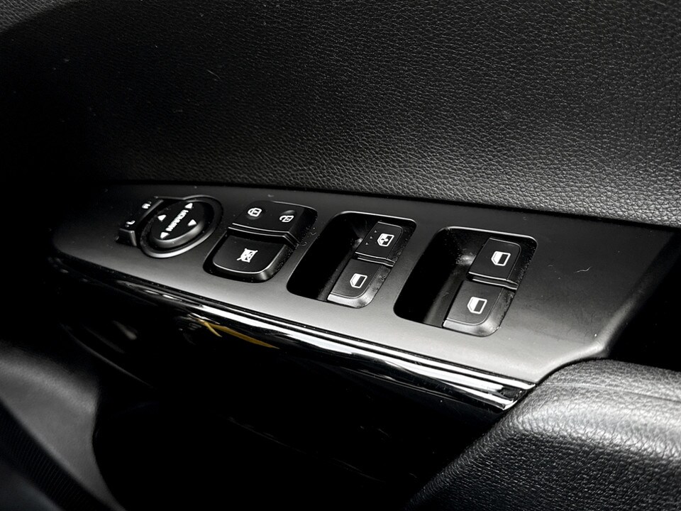 Used Kia Picanto 2023 for sale - 77578999: Photo 32