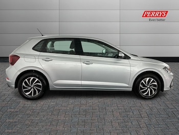 Used Volkswagen Polo 2023 for sale - 76373965: Photo