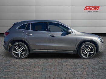 Used Mercedes-Benz GLA 2022 for sale - 76090156: Photo 3