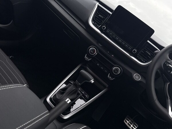 Used Kia Stonic 2025 for sale - 76206934: Photo 20