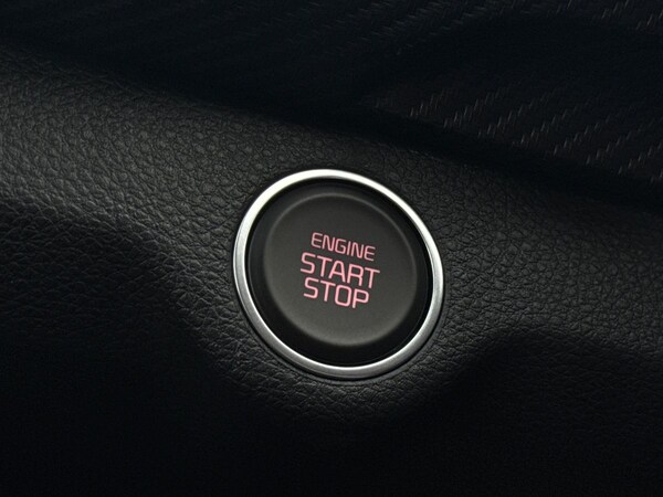 Used Kia Stonic 2025 for sale - 76206934: Photo 32