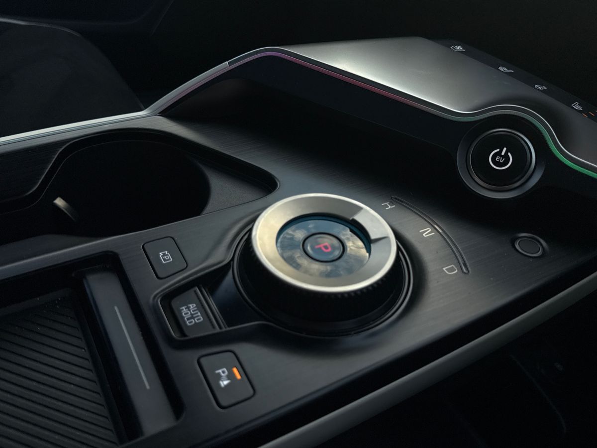 Used Kia EV6 2024 for sale - 76892418: Photo 24