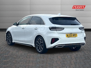 Used Kia Ceed 2025 for sale - 77340691: Photo