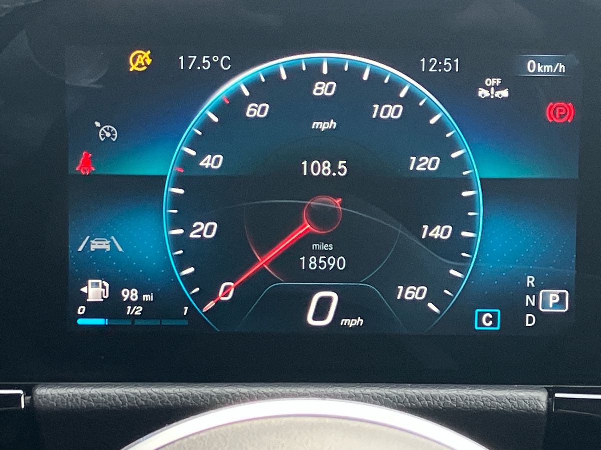 Used Mercedes-Benz GLA 2022 for sale - 77148823: Photo 15