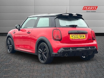Used MINI Hatch 2022 for sale - 76663207: Photo