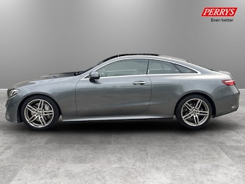 Used Mercedes-Benz E Class 2018 for sale - 78744267: Photo