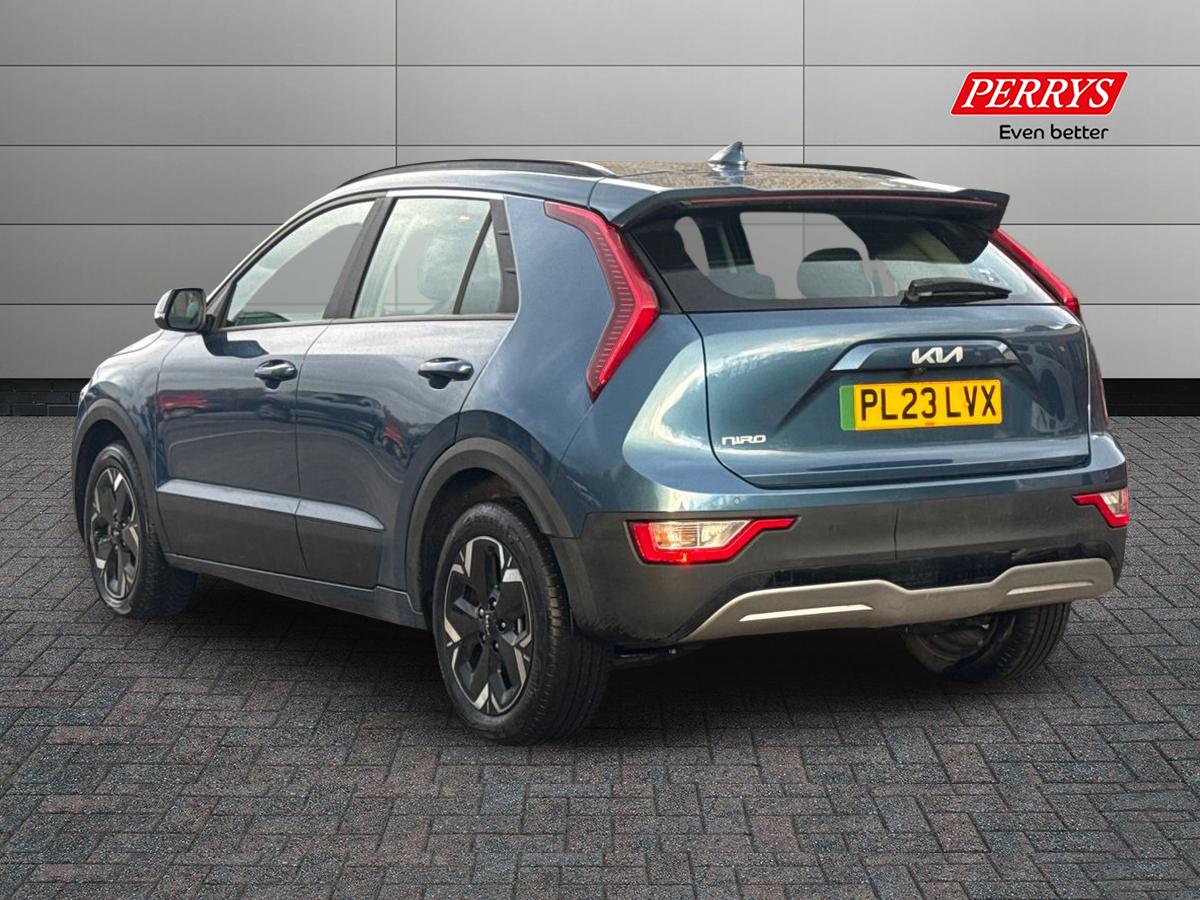 Used Kia Niro 2023 for sale - 76565908: Photo 2