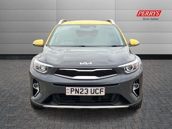 Used Kia Stonic 2023 for sale - 78552133: Photo