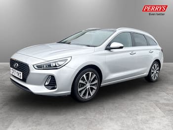 Used Hyundai i30 2017 for sale - 79604885: Photo