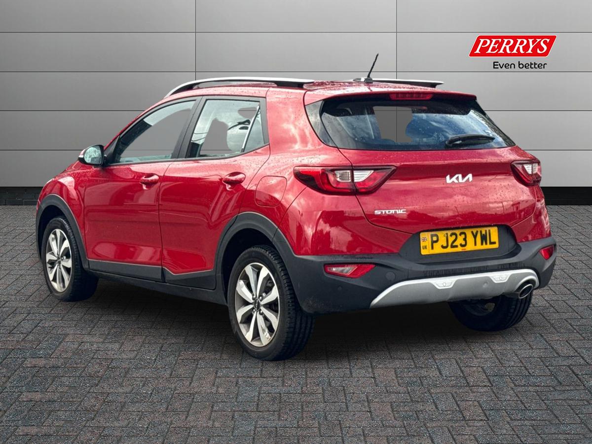 Used Kia Stonic 2023 for sale - 76142276: Photo 2