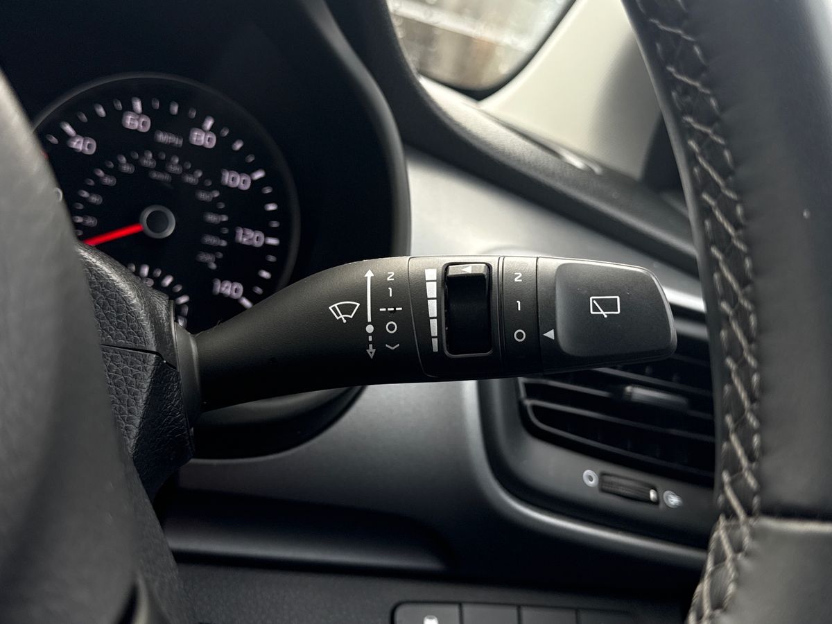 Used Kia Stonic 2023 for sale - 76142276: Photo 25