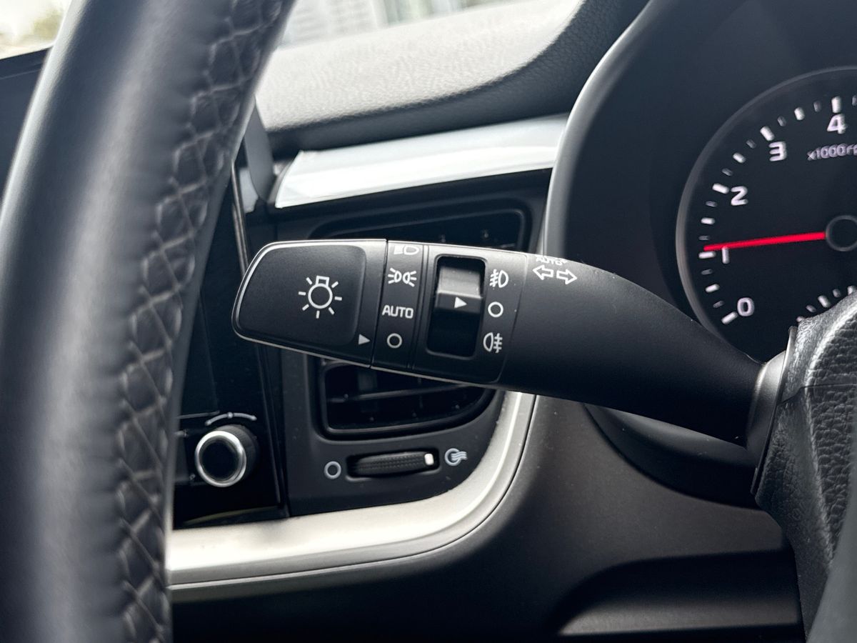 Used Kia Stonic 2023 for sale - 76142276: Photo 26