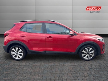 Used Kia Stonic 2023 for sale - 76142276: Photo