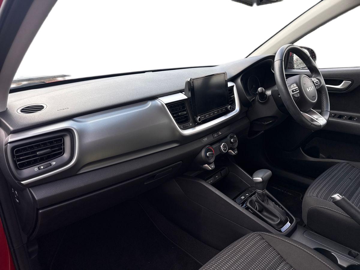 Used Kia Stonic 2023 for sale - 76142276: Photo 6