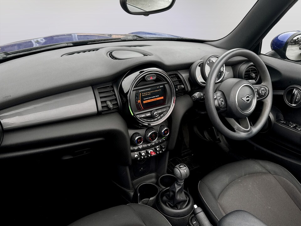 Used MINI Convertible 2019 for sale - 77364434: Photo 32