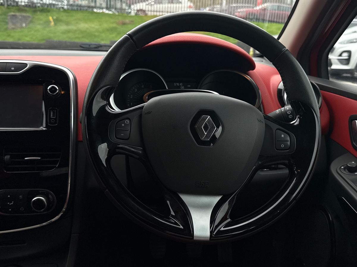 Used Renault Clio 2015 for sale - 76462301: Photo 15