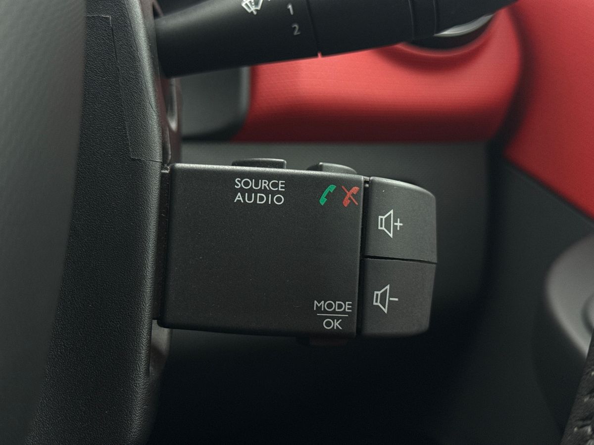 Used Renault Clio 2015 for sale - 76462301: Photo 23