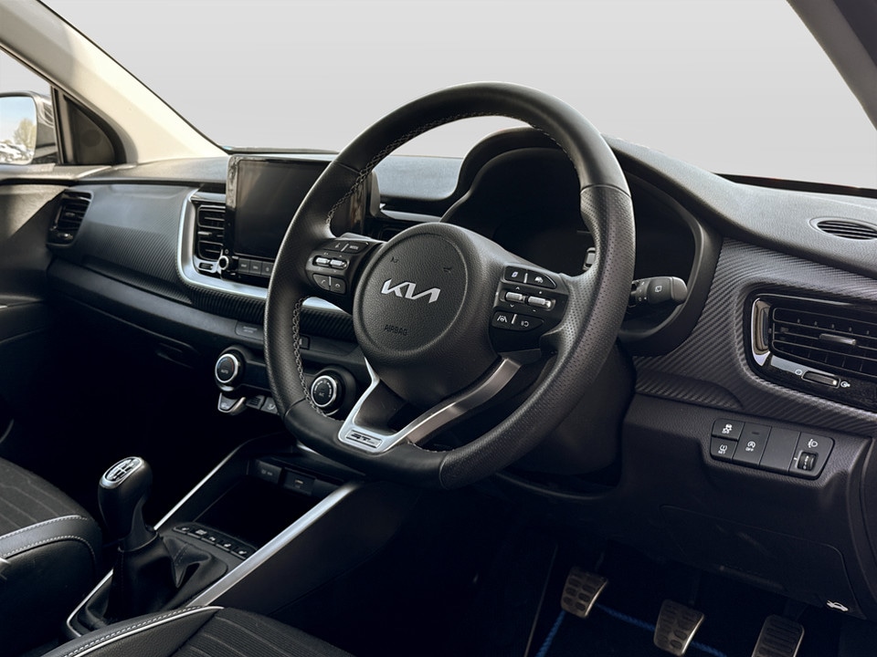 Used Kia Stonic 2025 for sale - 78177991: Photo 25