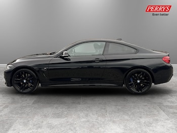 Used BMW 4 Series 2018 for sale - 78237632: Photo