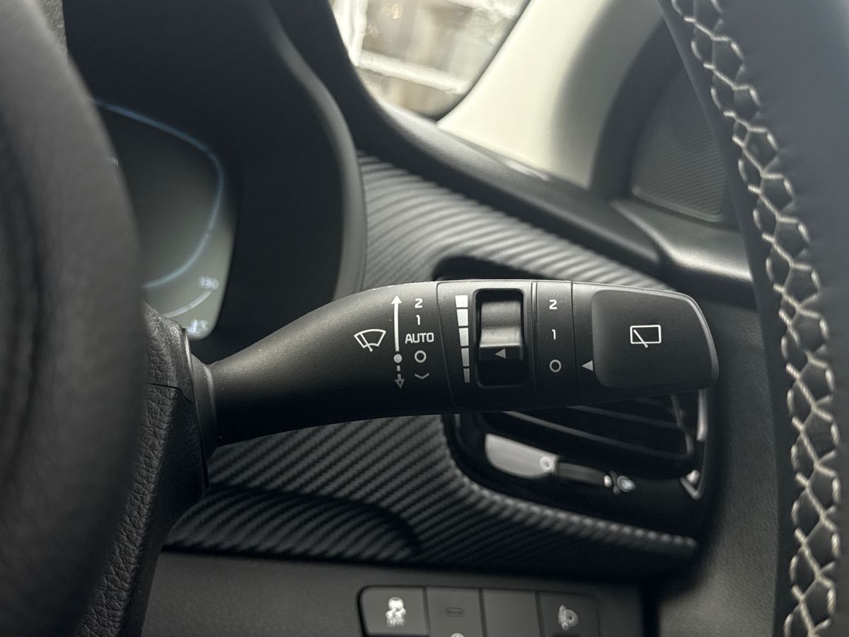 Used Kia Stonic 2025 for sale - 76177434: Photo 31