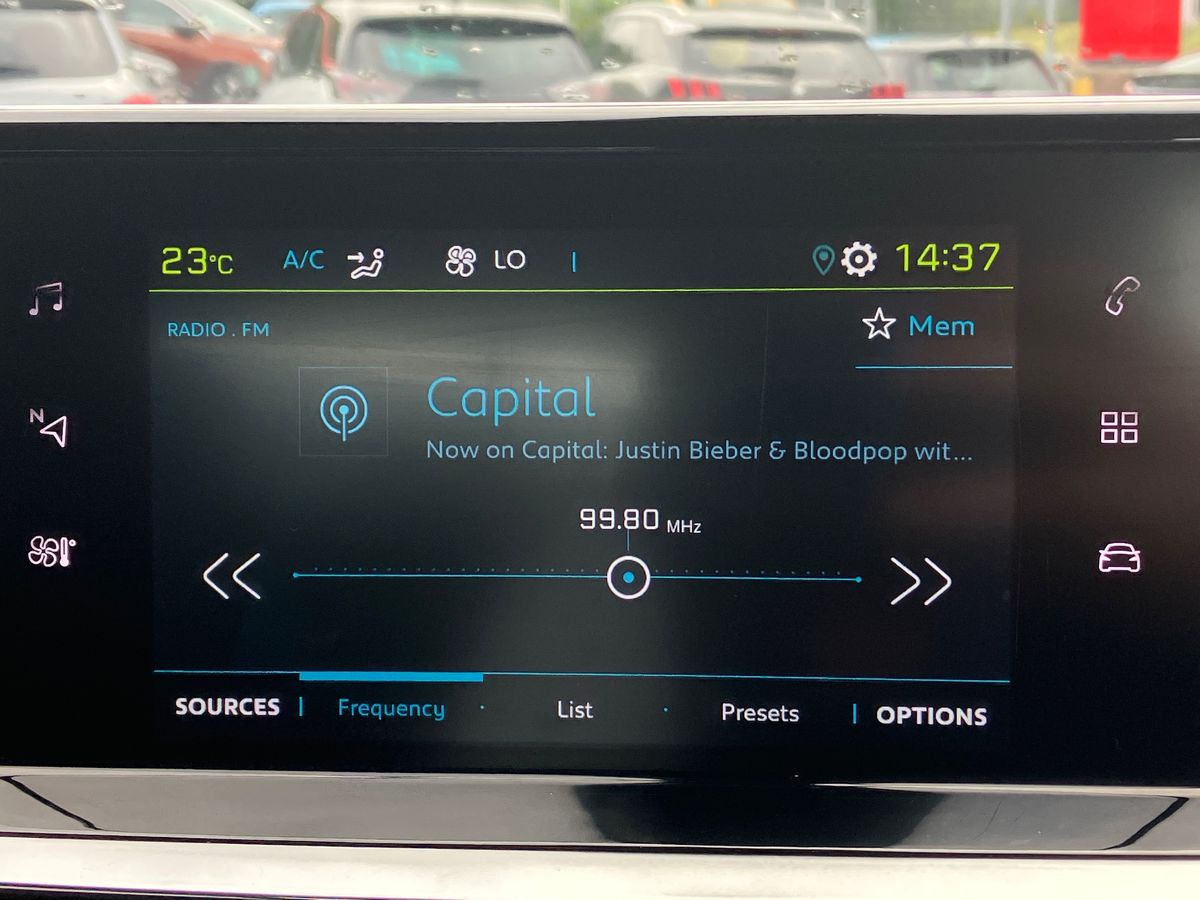 Used Peugeot 2008 2022 for sale - 76736032: Photo 10