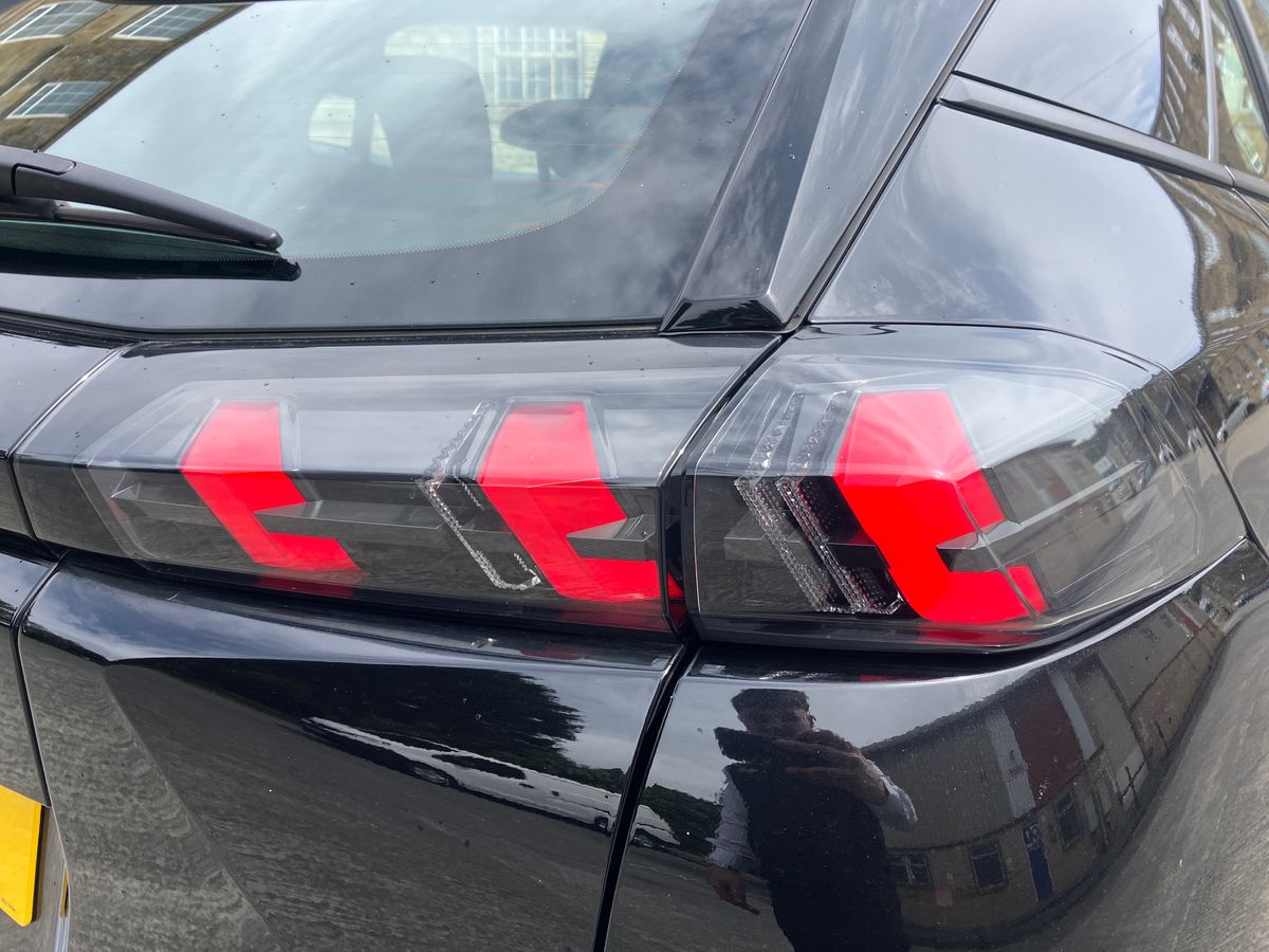 Used Peugeot 2008 2022 for sale - 76736032: Photo 23