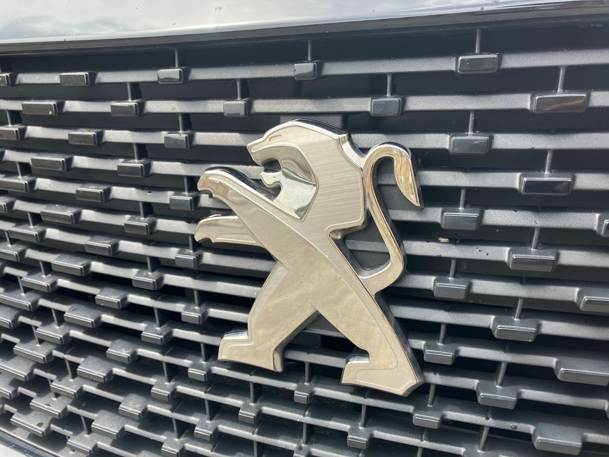 Used Peugeot 2008 2022 for sale - 76736032: Photo 28