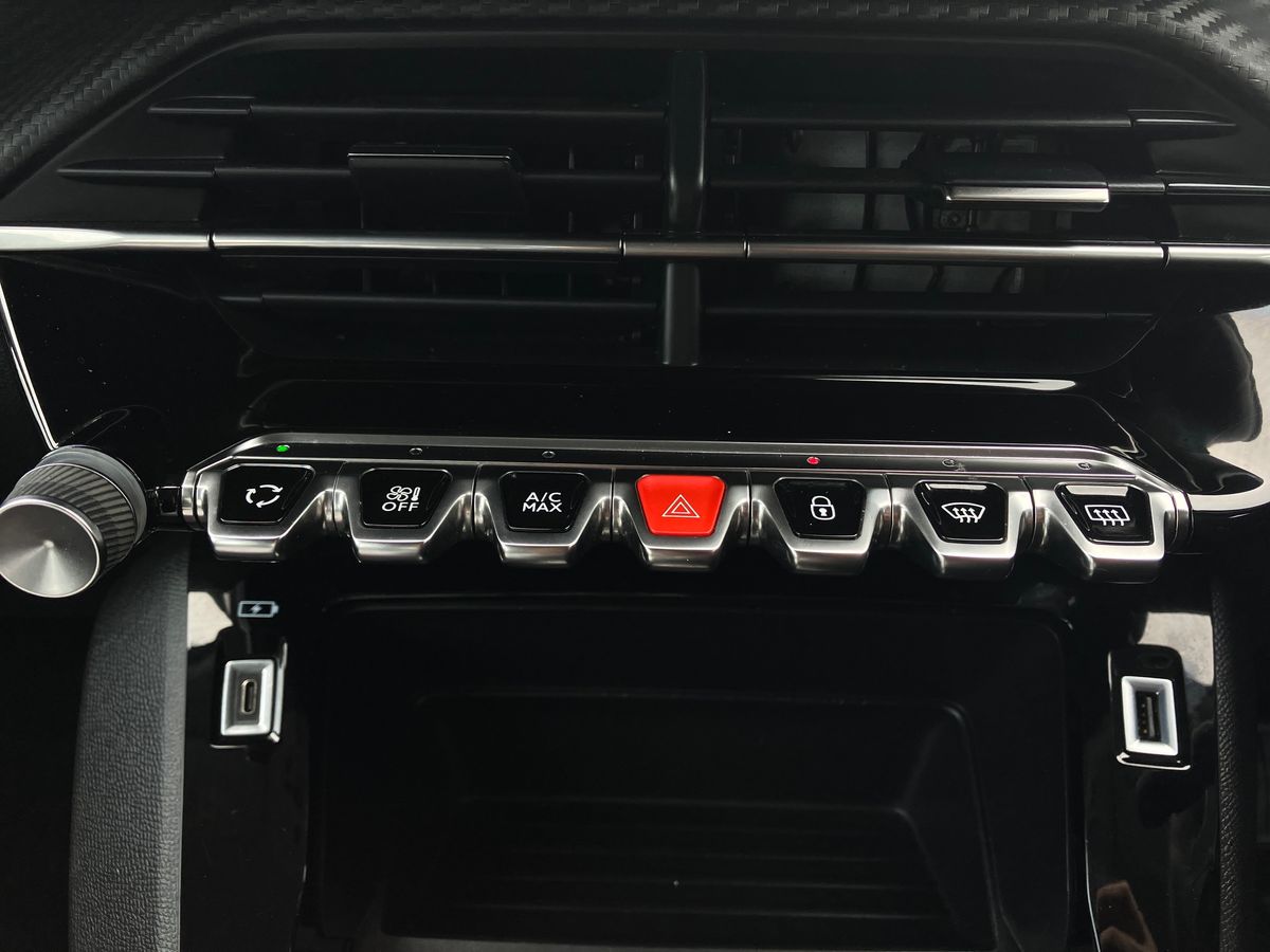 Used Peugeot 2008 2022 for sale - 76736032: Photo 40