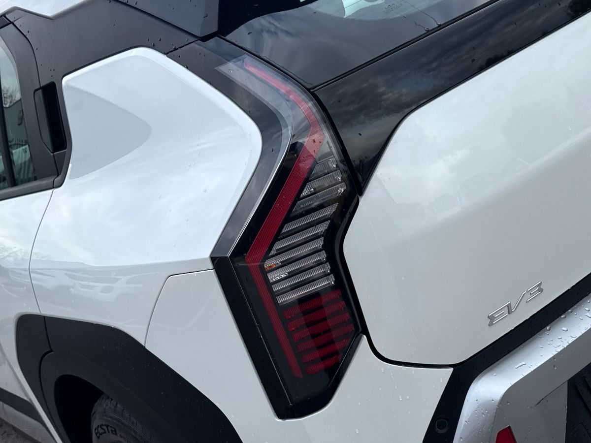 Used Kia EV3 2025 for sale - 76412732: Photo 24