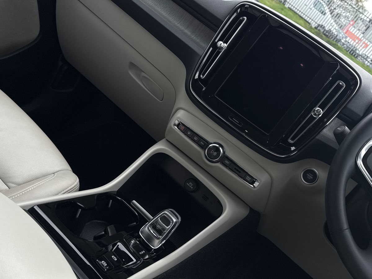 Used Volvo XC40 2022 for sale - 76364686: Photo 17
