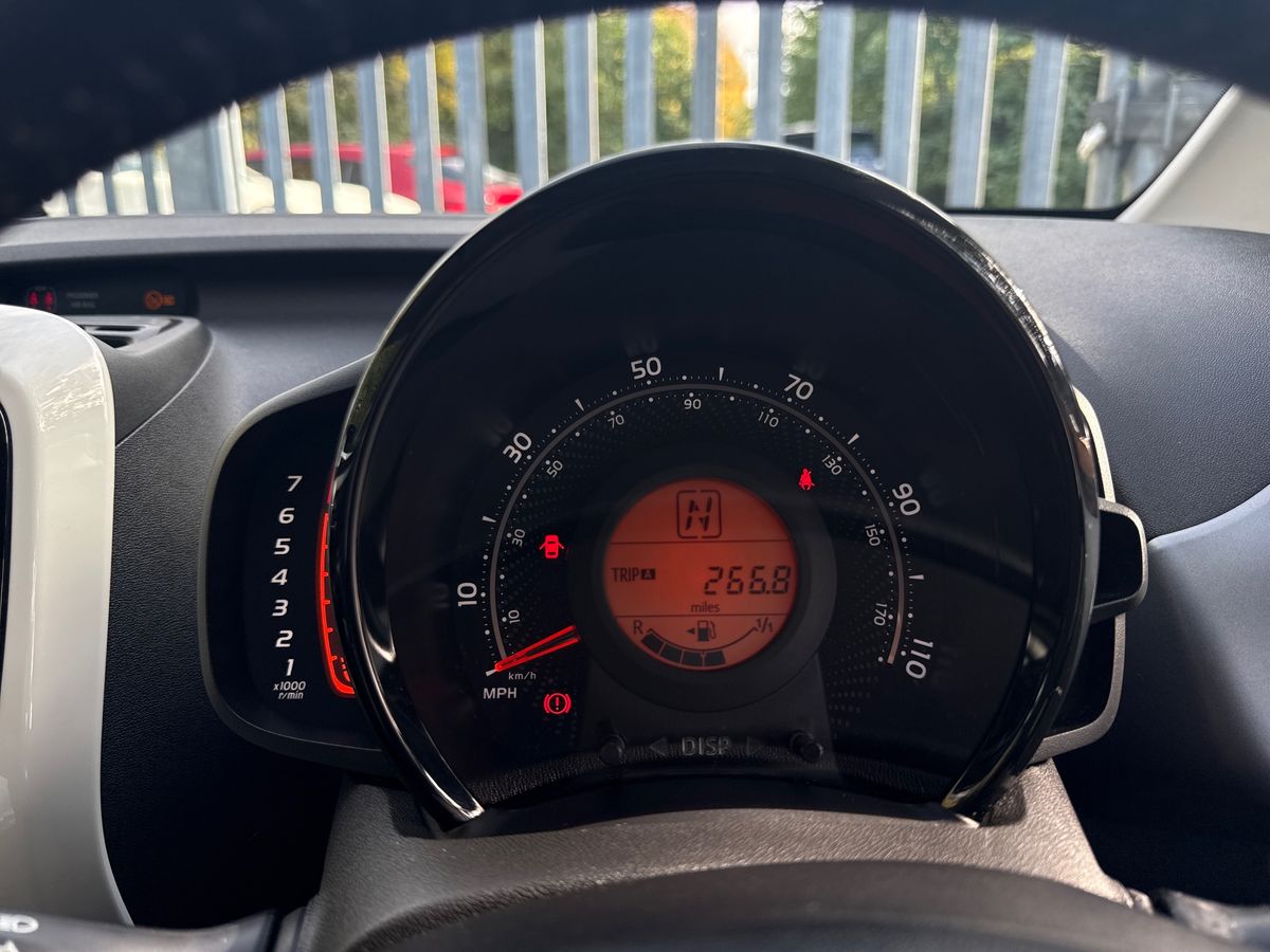 Used Toyota AYGO 2020 for sale - 76588803: Photo 14