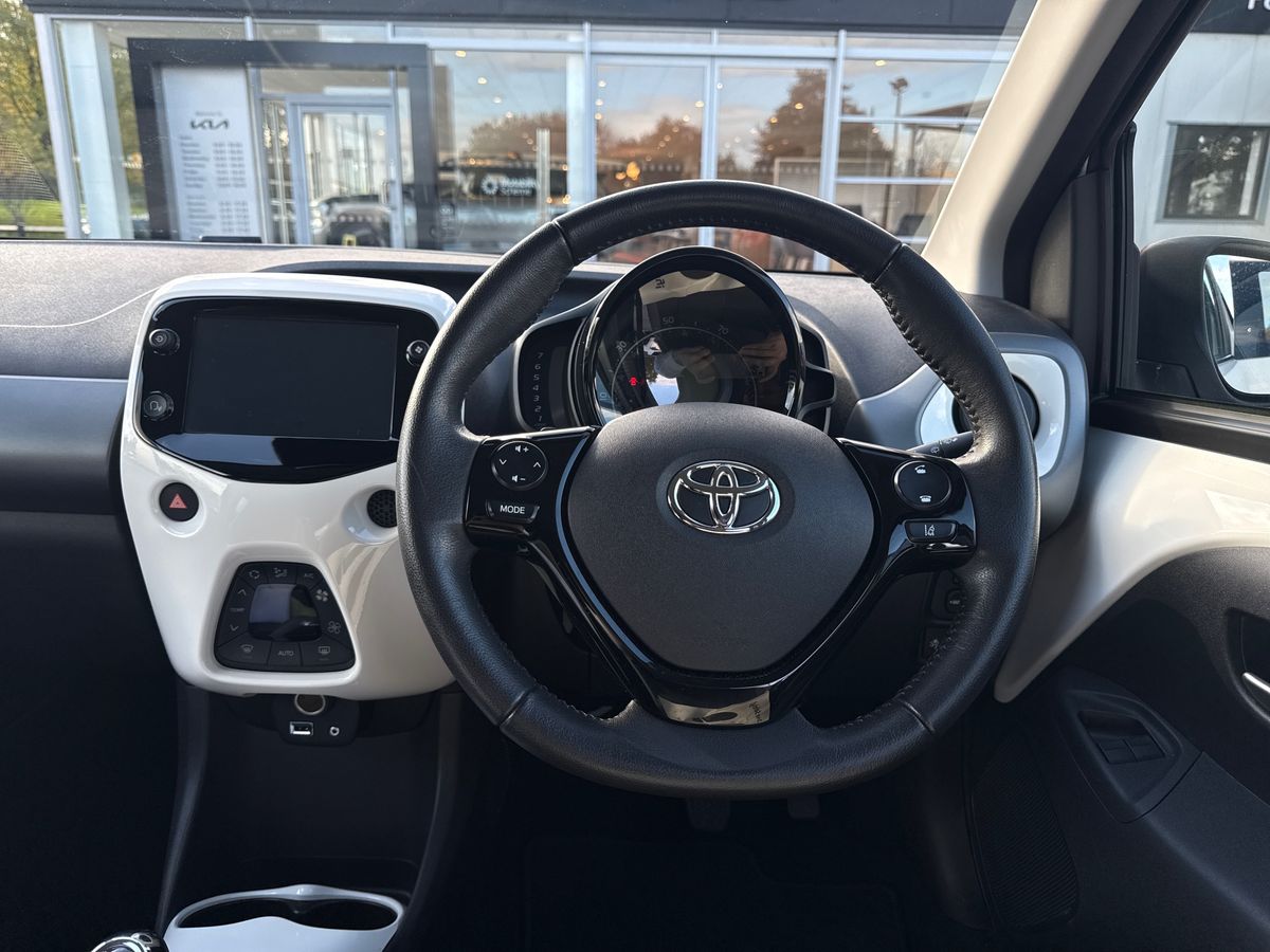 Used Toyota AYGO 2020 for sale - 76588803: Photo 15