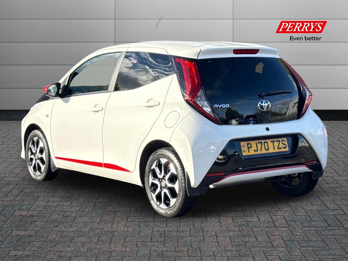 Used Toyota AYGO 2020 for sale - 76588803: Photo 2