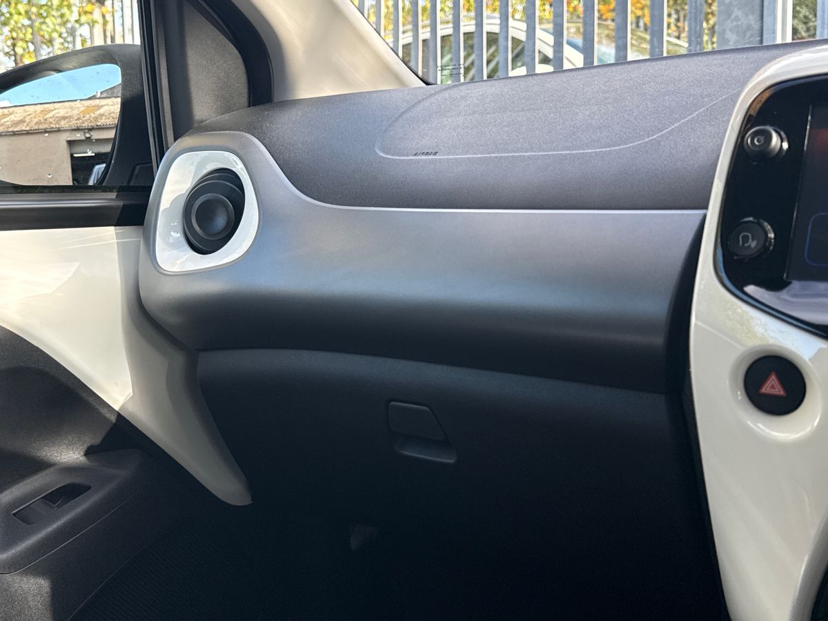 Used Toyota AYGO 2020 for sale - 76588803: Photo 27