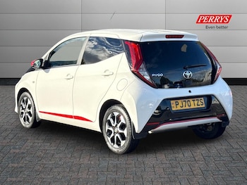 Used Toyota AYGO 2020 for sale - 76588803: Photo