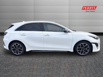 Used Kia Ceed 2025 for sale - 77159554: Photo