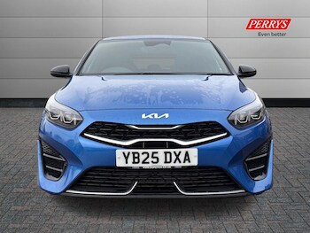 Used Kia Ceed 2025 for sale - 77207828: Photo